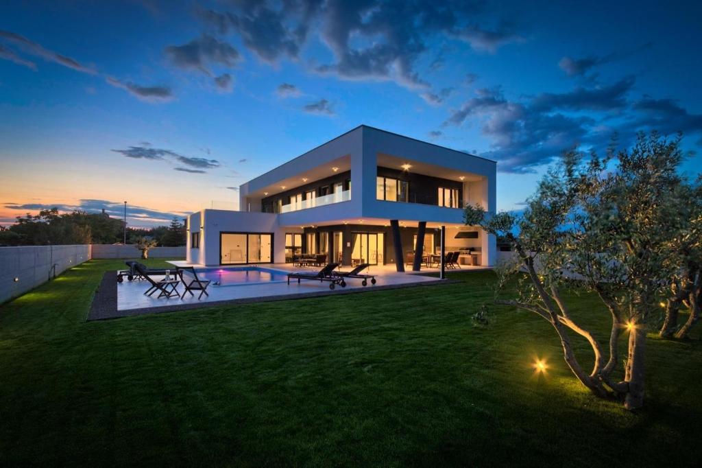 Ferienhaus mit Privatpool für 10 Personen ca 308 qm in Banjole, Istrien Istrische Riviera, Banjole