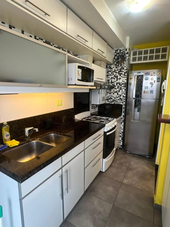 MORENO. DEPTO 2 DORMITORIOS DE CATEGORIA EN PLENO CENTRO. 2 BAÑOS. AMENITIES. COCHERA OPCIONAL - 5