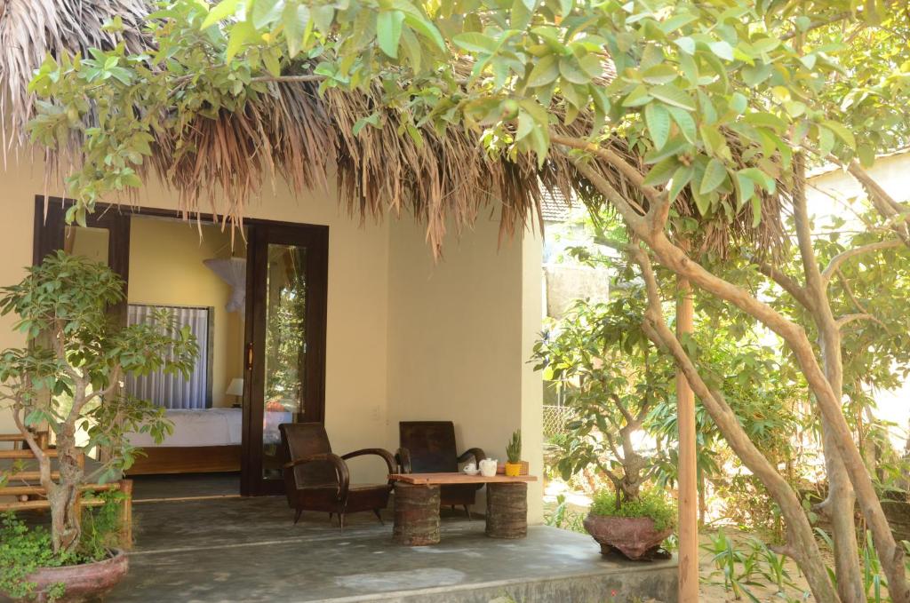 Red Flower Cottages Homestay, Hoi An
