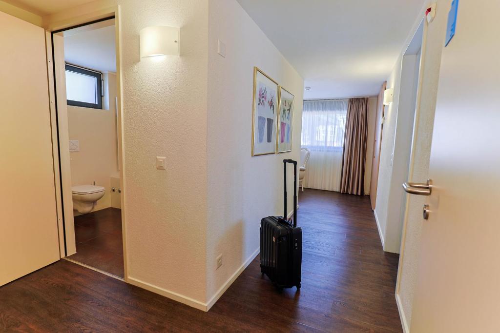 Shared lounge/TV area