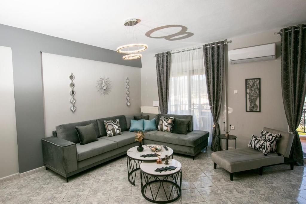 Bay Maisonette, Nea Iraklitsa