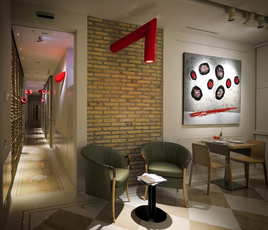 Navona Rooms 2