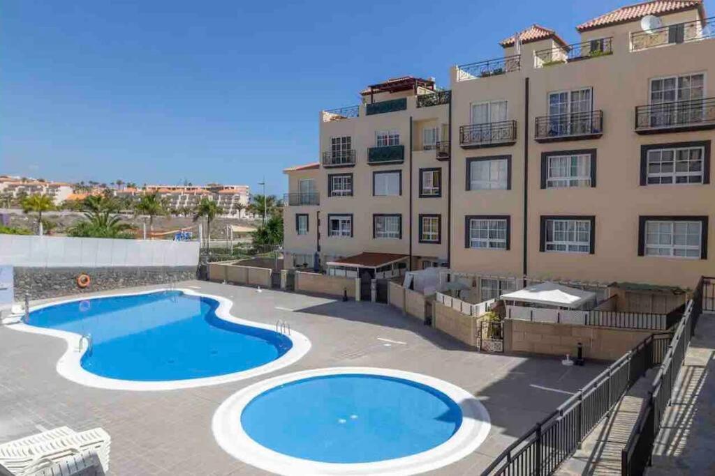 Relax and Tranquility, Sea and swimming pool, Callao Salvaje