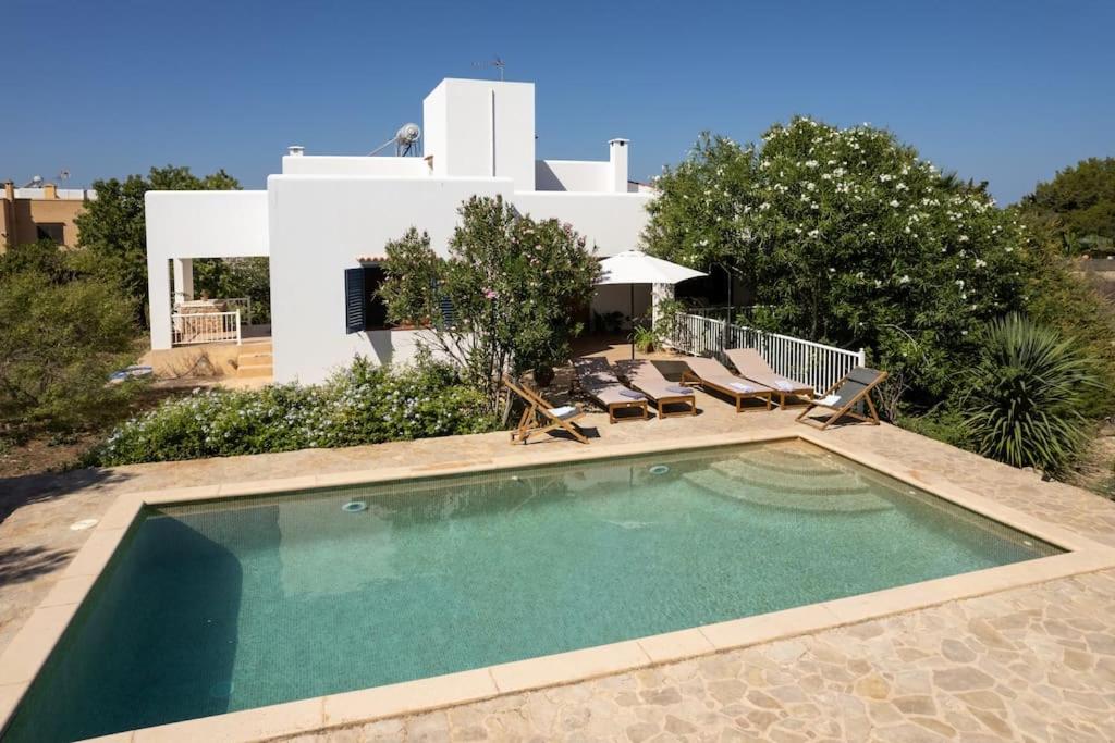 Can Pere March. Casa familiar con piscina. - 1