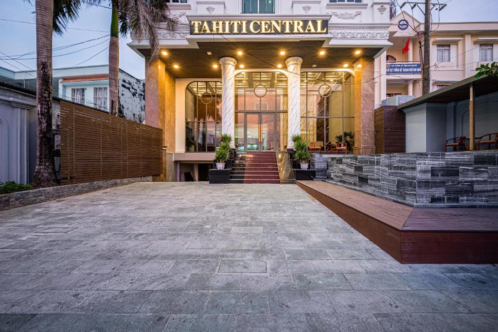 Tahiti Central Seaview Phu Quoc Hotel