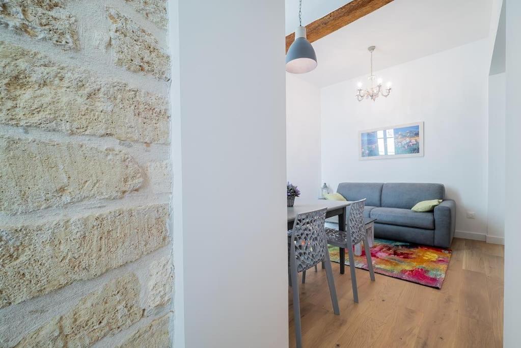 Le Shabby Chic, Beau T2, Patio, Centre Ville - 3