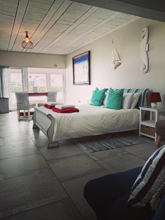 Nautilus Self Catering, Yzerfontein
