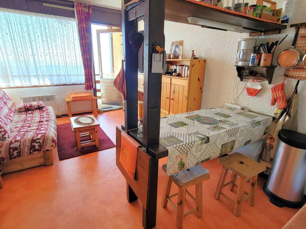Studio Montagne 5 pers. - Terrasse Sud - Proche Commerces et Activités - FR-1-393-5 - 4