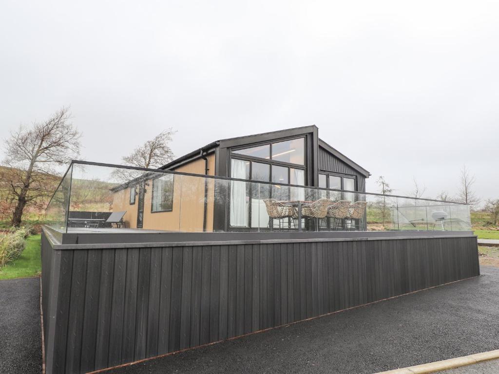 Encil Gyfrinfa, Pwllheli