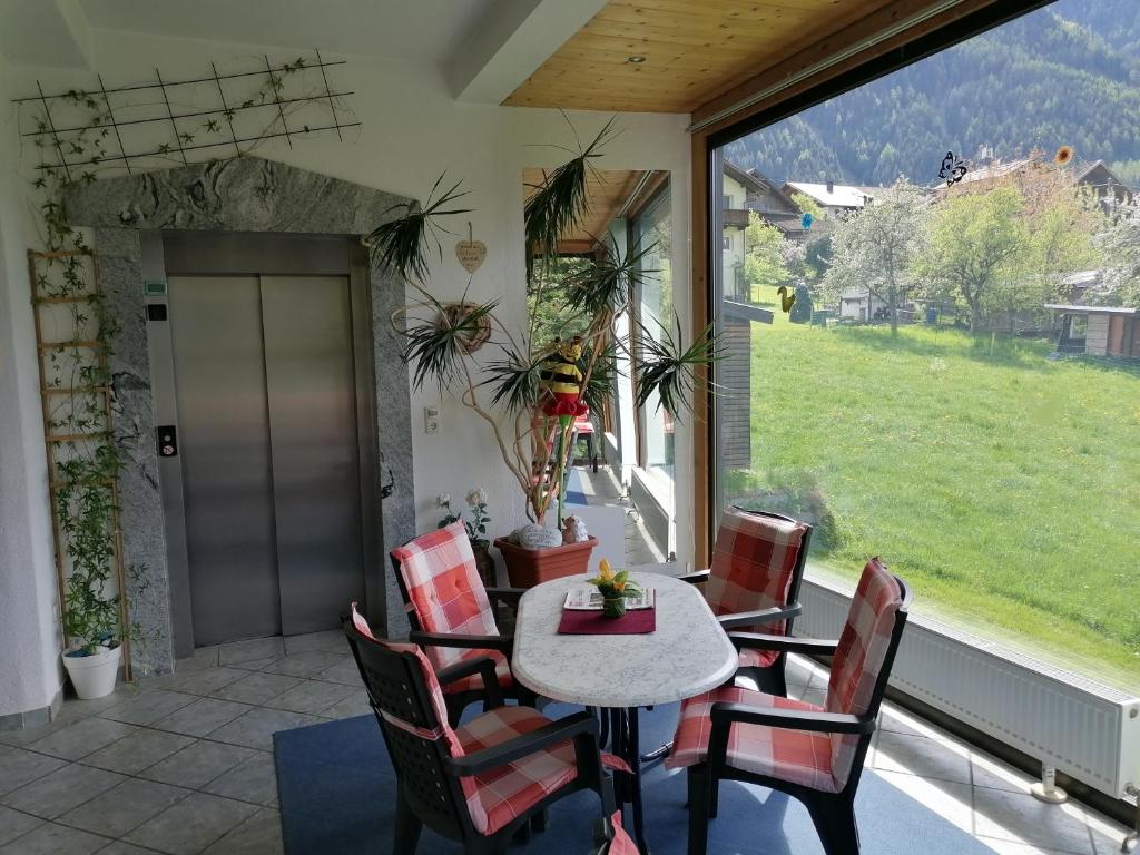 Pension Ötztalerhof - 4