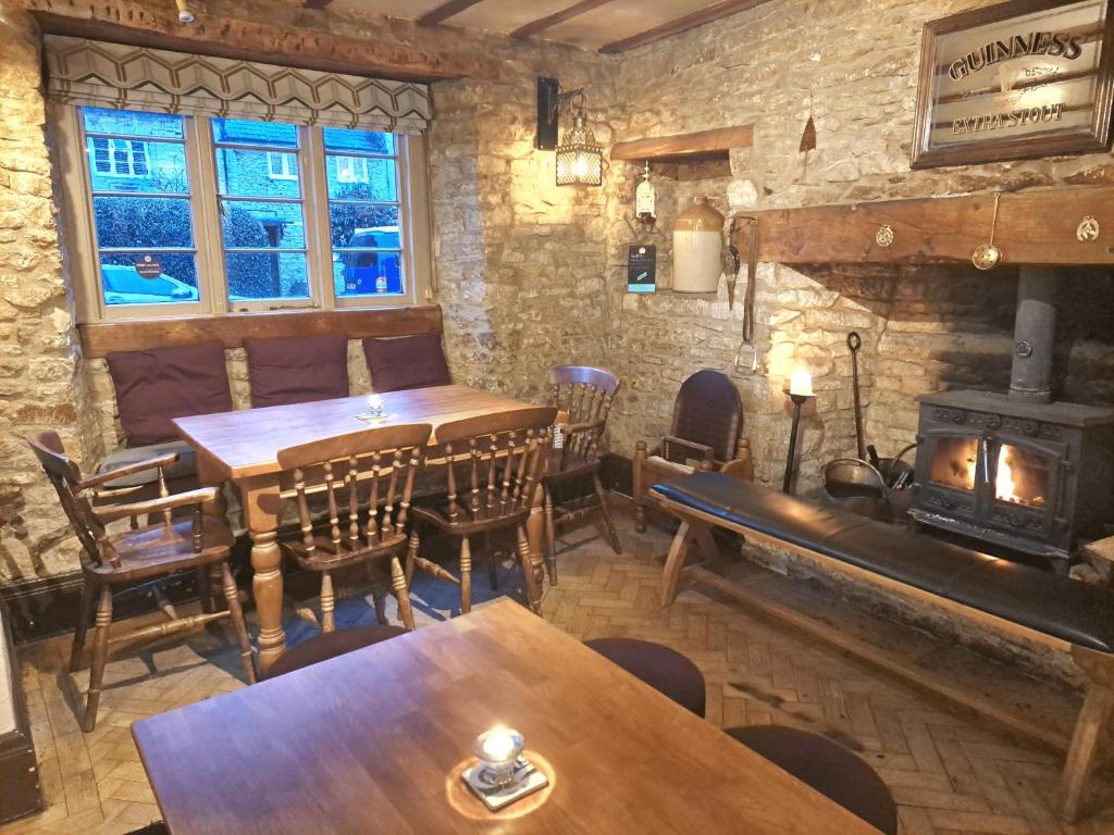 The White Hart, Eynsham photo 5