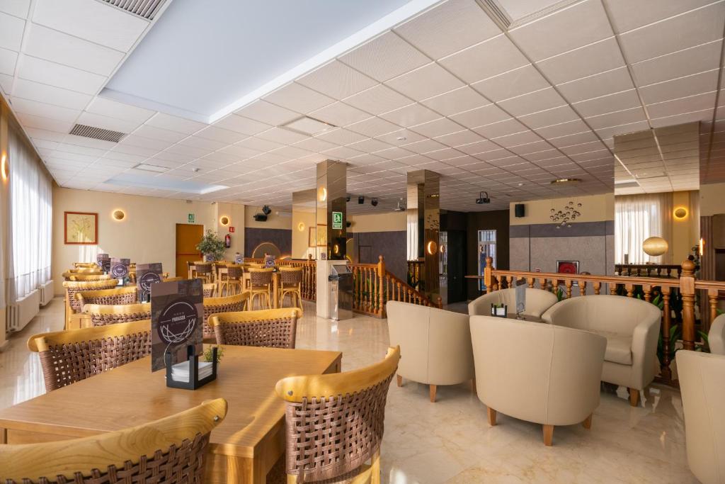 Hotel Parasol by Dorobe — Restaurant & bars in Torremolinos, Andalusia
