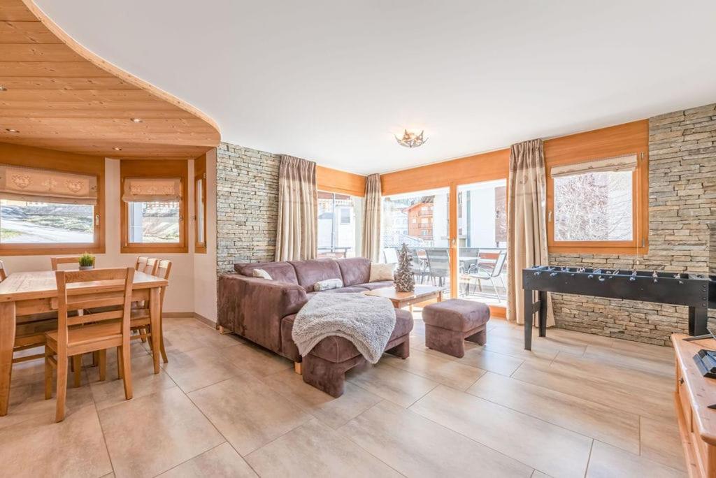 Bellathos, Leukerbad