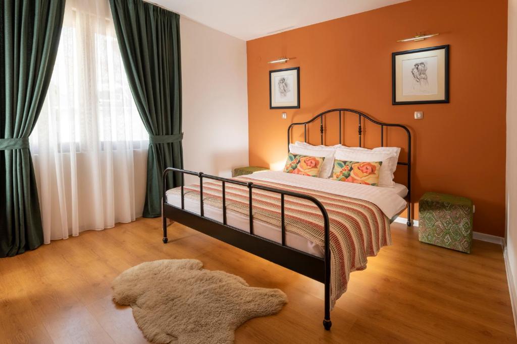Classy & Central Apartment David (parking included), Virpazar