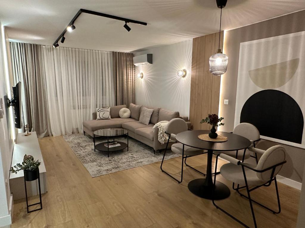 Apartman Avanti - blizina centra,besplatan parking i balkon - 1