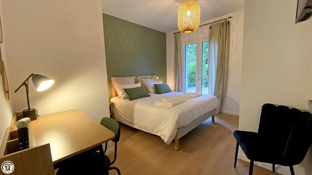 Appart 'Hôtel BreakIsleBed Limoges CHU & Fac Médecine Pharma à Pied parking gratuit，位于伊泽尔的酒店
