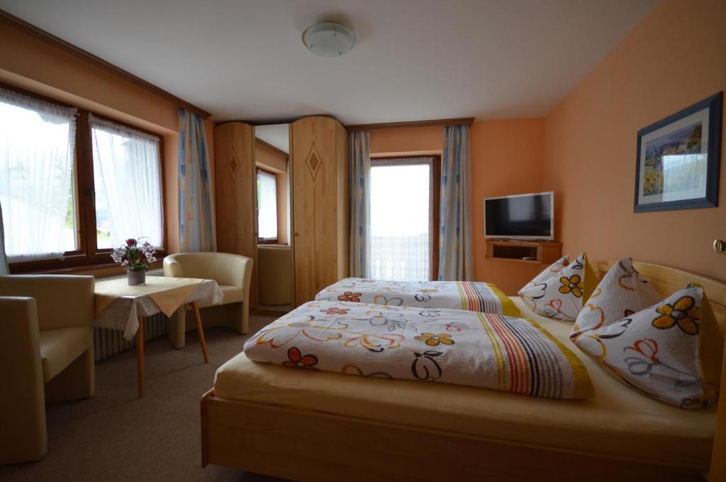 Gastehaus Friedl photo