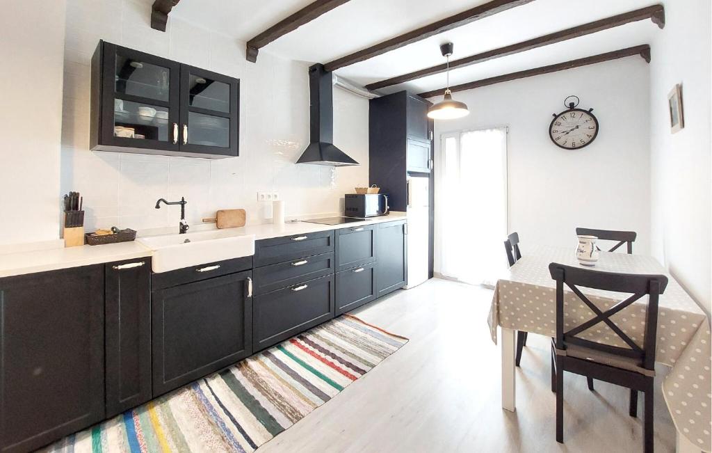 2 Bedroom Stunning Apartment In Peñíscola - 5