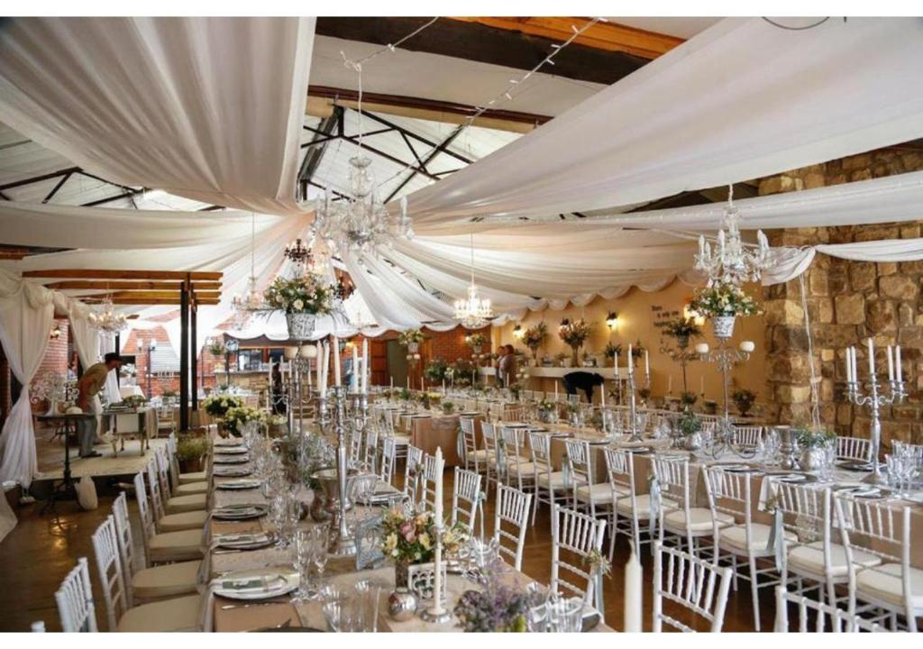 ムールマンショーク プライベート ゲーム リザーブ ホテル (Moolmanshoek Private Game Reserve Hotel) 宴会場