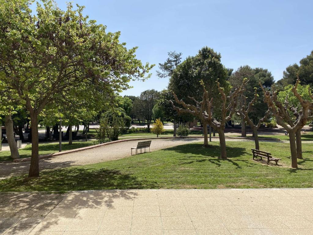 Studio lumineux avec climatisation et wifi à Balaruc-les-Bains - FR-1-553-61, Balaruc-les-Bains