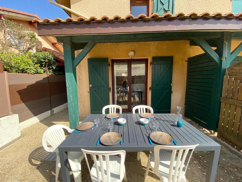 Villa Patio à 20m de la plage avec terrasse et parking - FR-1-413-159 - 3
