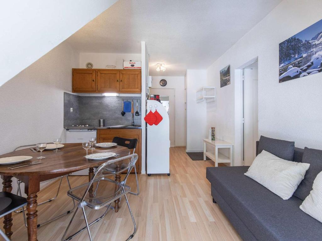 Appartement T2 à Cauterets, proche télécabine avec parking et local ski - FR-1-401-198 - 4
