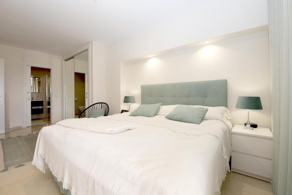 Estepona Port Apartment YVONNE - 4