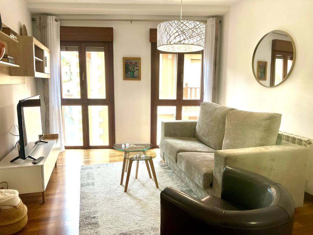 Apartamento Salón Moderno con plaza de garaje privada incluida - 4