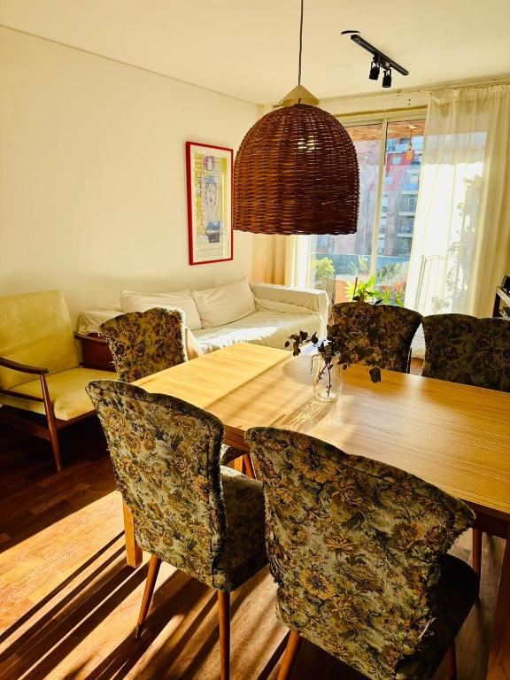 Depto 2 dormitorios en calle Buenos Aires - 2