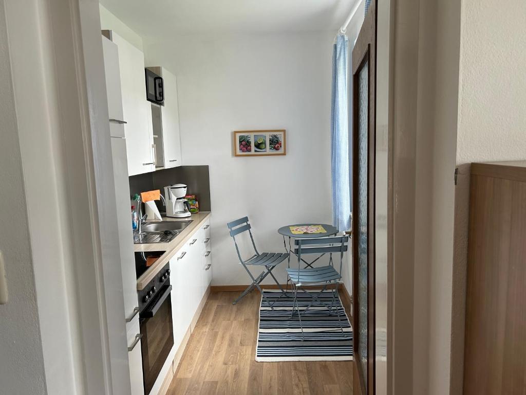 Apartment Joy - 3