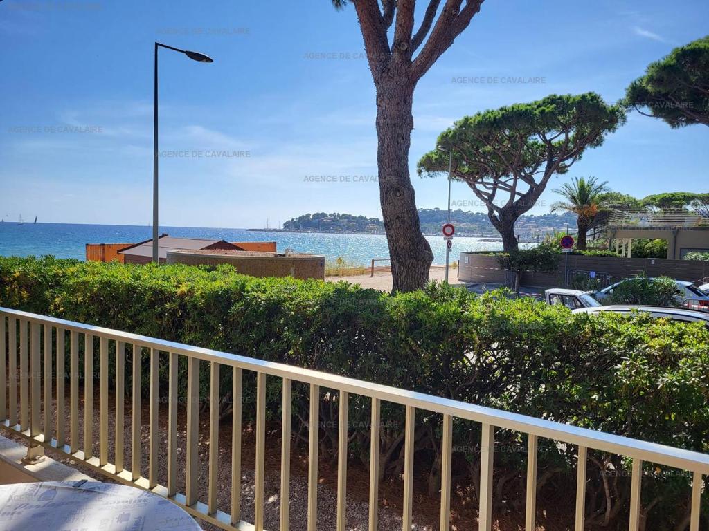 Appartement pieds dans le sable au Parc de Cavalaire - Climatisé - FR-1-100-248 - 1