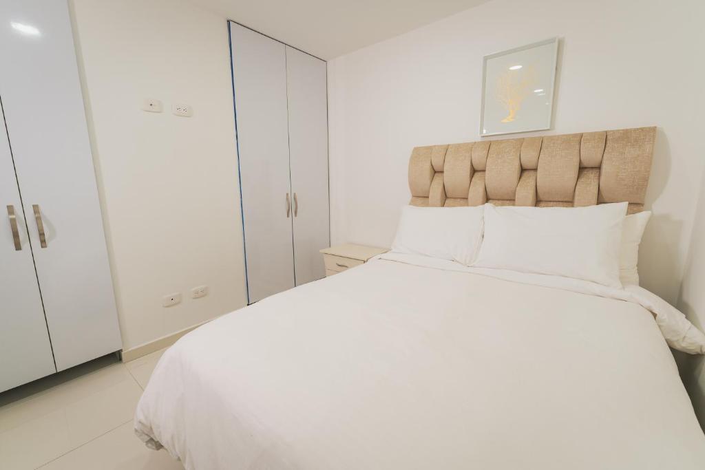 Exclusivo Apartaloft en Pinares 8 - 2