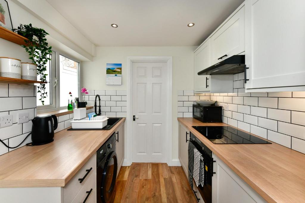 Townhouse & Garden on William Street, Swansea photo 4