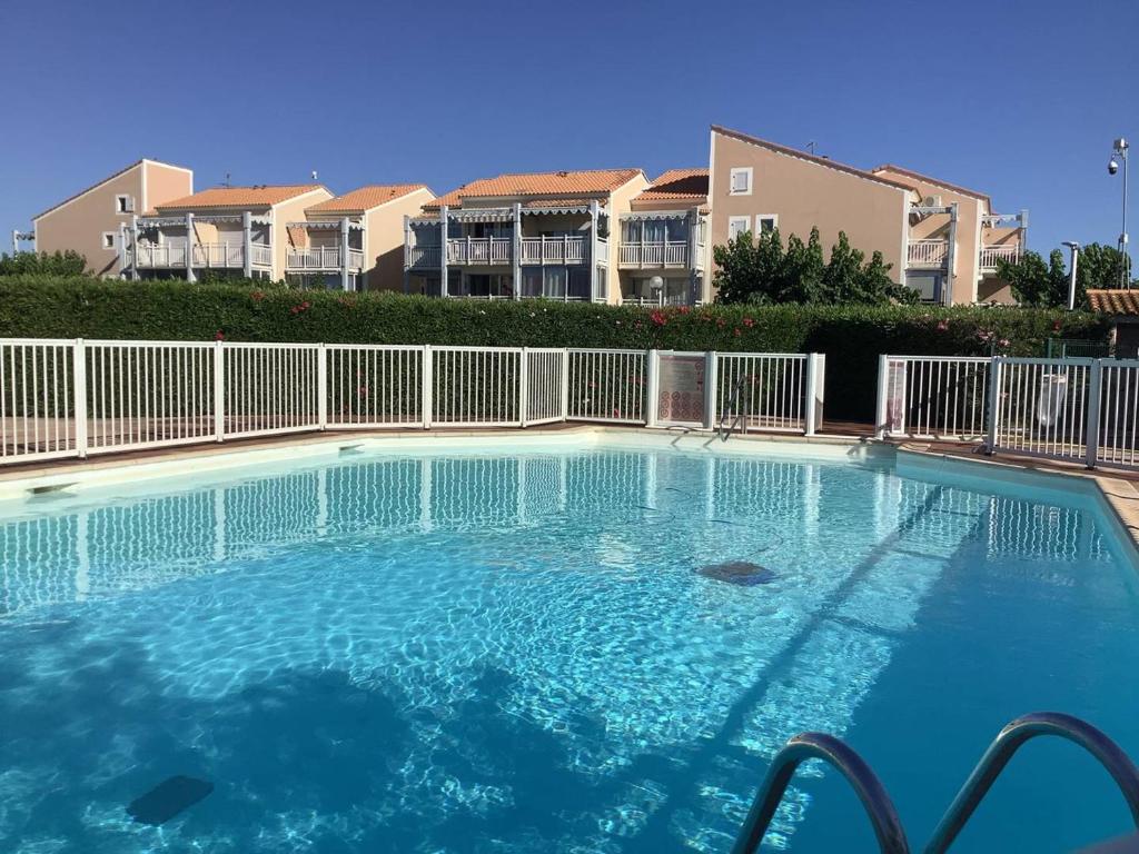 Charmant F3 Mezzanine avec Piscine, Clim, Proche Plage et Centre - 4 Pers. - FR-1-559-35 - 1