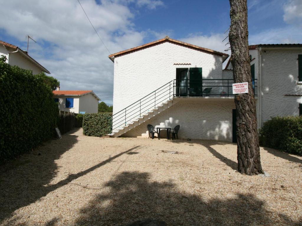 Appartement rénové 1er étage, proche plage et commerces, La Tranche sur Mer - FR-1-22-334 - 3
