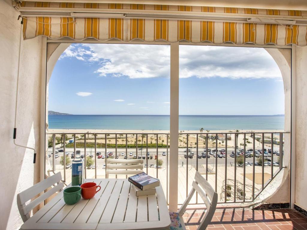 Apartamento de 2 Habitaciones con Aire Acondicionado cerca de la Playa - HISP-288-40 - 2