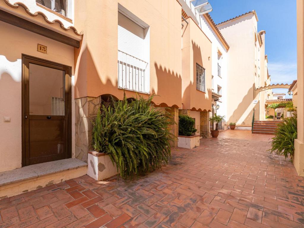 Apartamento acogedor con piscina, internet y aire acondicionado en Empuriabrava - HISP-288-41 - 2