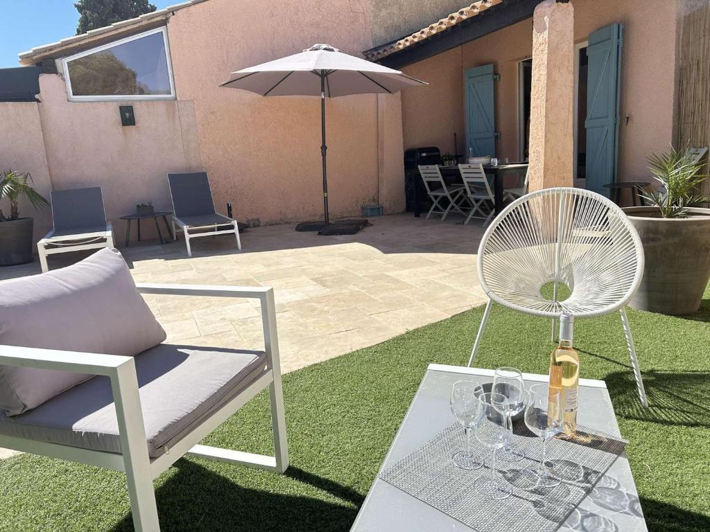 Mazet climatisé avec jardin, piscine privée et proche mer, 3 pièces, 6 couchages à Sainte-Maxime - FR-1-226-545 - 2