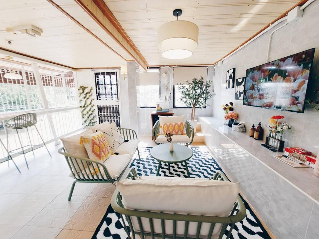 共用ラウンジ/TVエリア