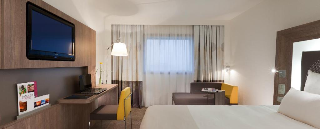 Paris Novotel Paris La Defense Hotel Additional