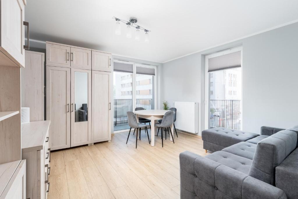 Bronowice Comfy Studio by BookingHost, Krakov