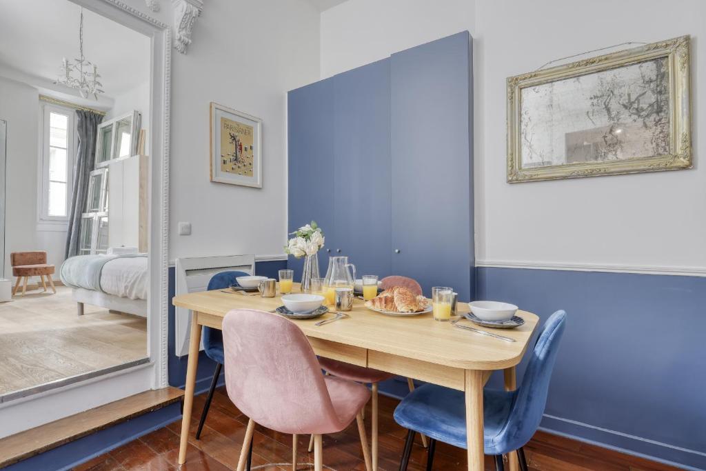 Authentic Parisian Flat - Louvre Royal - Paris 1 - 3