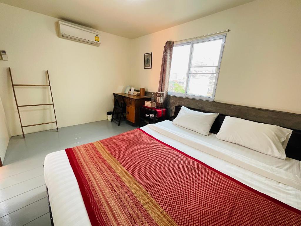 Baan Klang Vieng Hostel, Čiang Mai