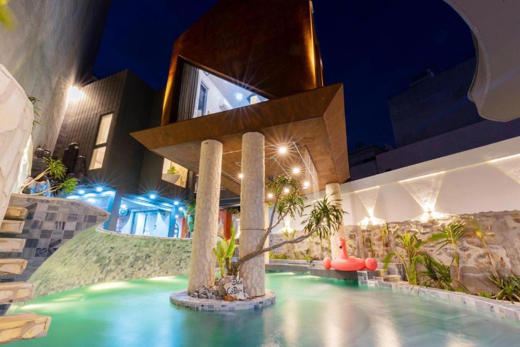 Wabi Sabi Villa * Hồ Bơi Thác Nước 140 m2 * Phòng Karaoke Thủy Cung