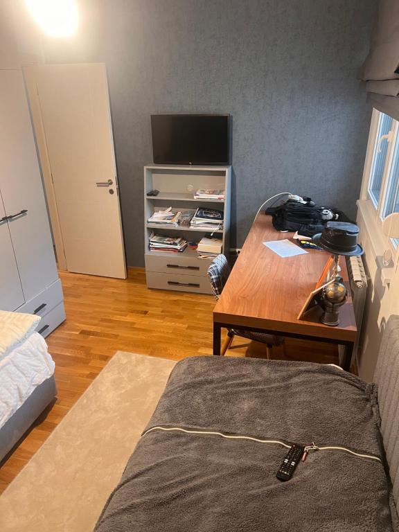 Autokomanda Large Family Apartment - 2