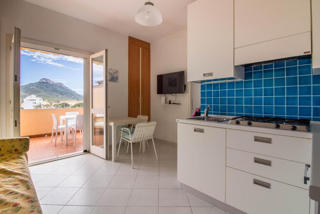 GuestHost - Golfo Aranci Sunny Retreat Apartment with Terrace! - 2