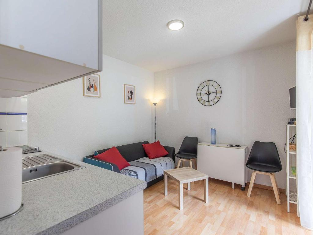 Appartement 32 m² avec balcon, proche télécabine et commodités, entièrement équipé, centre Cauterets - FR-1-401-237 - 4