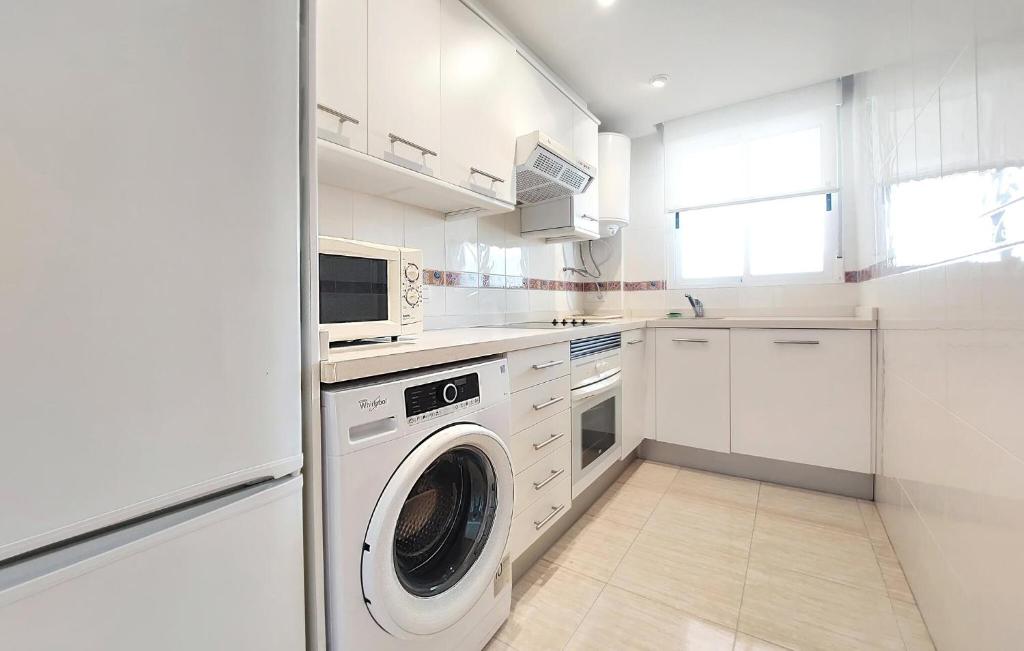 Lovely Apartment In Oropesa Del Mar - 5