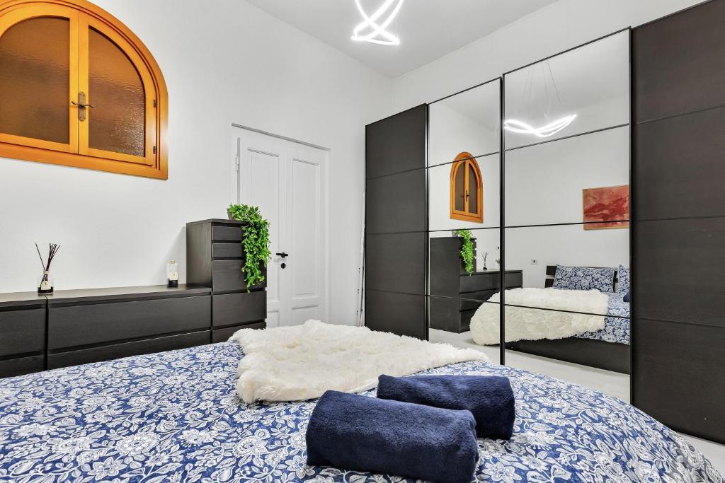 Charming and Large - 4 people - FIERA & DUOMO - 5