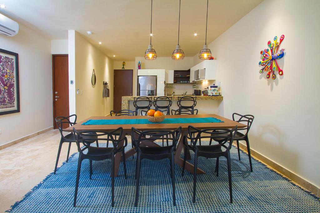 3BR Penthouse with Private Rooftop and Jacuzzi and Beach club access - 3